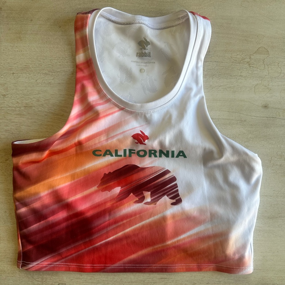 Rabbit California Women's Sports Crop Top - Red/Orange Gradient
